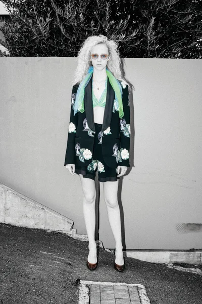 Look 35